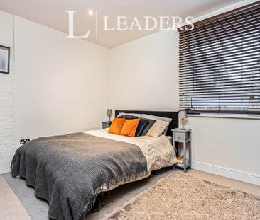 1 bedroom apartment to rent Station Quarter Apartments, 17 Boltro R... - Photo 3