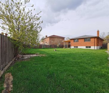 For Lease - 4 Fordcombe Crescent Unit# Upper, Markham, Ontario - Photo 2