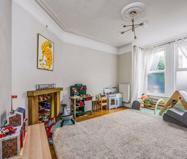 3 bedroom terraced house to rent - Photo 4