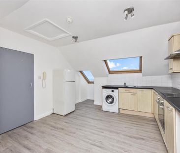 1 bedroom apartment to rent - Photo 5