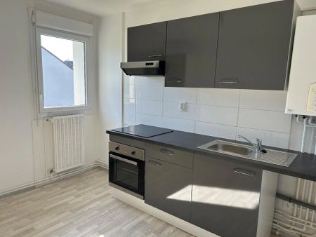 Appartement à louer 4 pièces 82.66m² - Photo 5