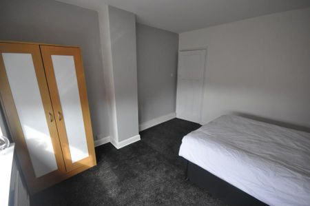 2 bedroom house share to rent - Photo 2