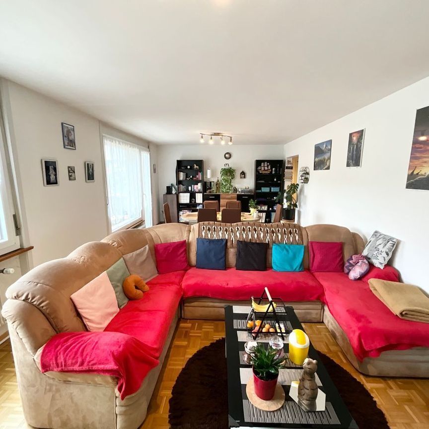 Beautiful bright 3.5-room apartment with balcony - Photo 1