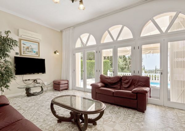 For rent villa with private pool near the beach in Cumbre del Sol, Benitachell