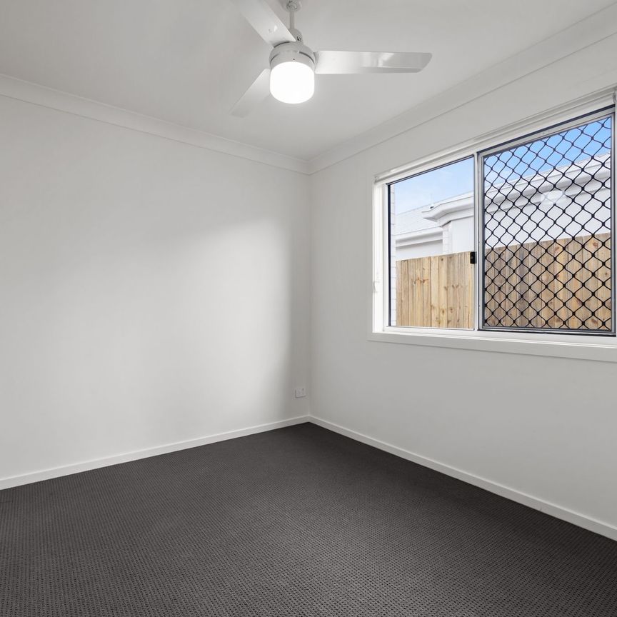 Brand new modern 3-Bedroom home in Burpengary! Available Now! - Photo 1