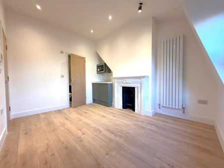 Studio to rent - Photo 2