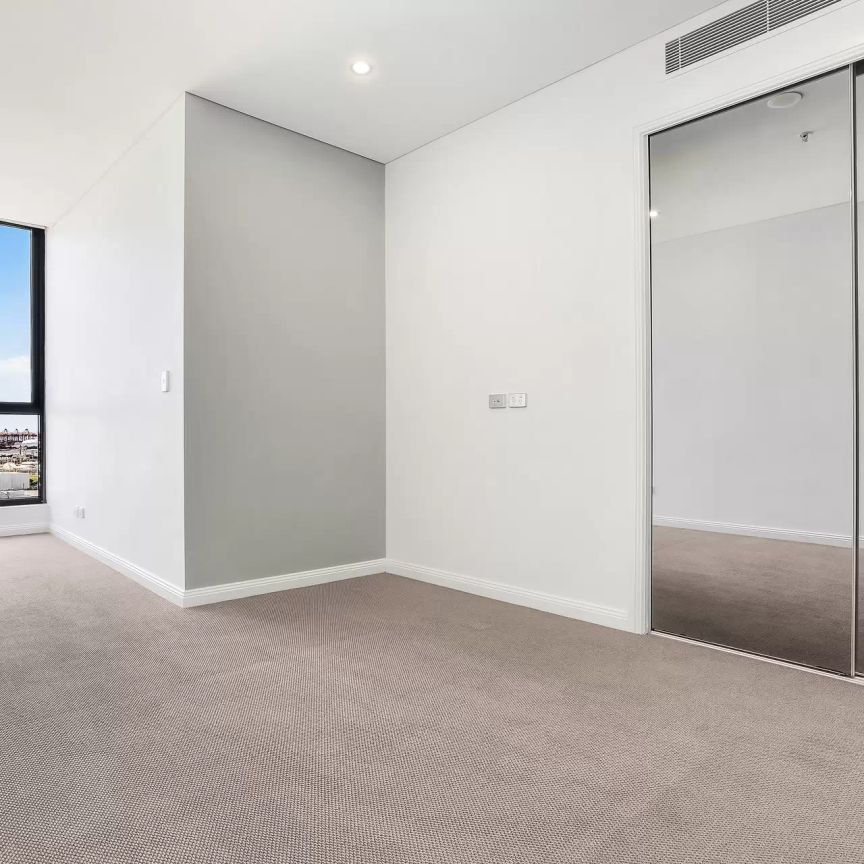 MGM MARTIN - TWO BEDROOM APARTMENT) - Photo 1