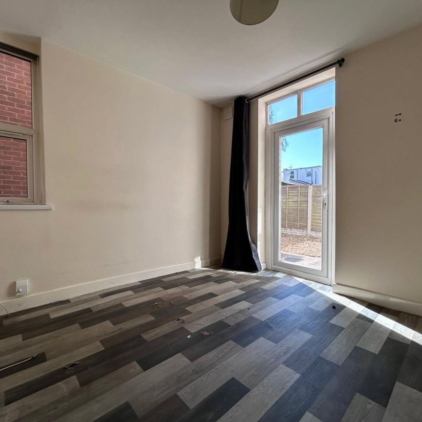 Chetwynd Road, Wolverhampton, West Midlands, WV2 - Photo 1