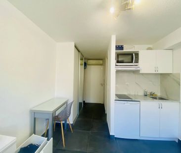 Location Appartement 1 pièce 15m² NICE 06000 - Photo 2