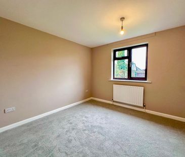 2 bedroom semi-detached bungalow to rent - Photo 4