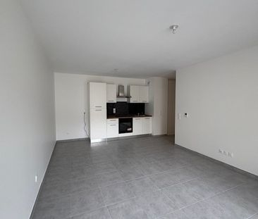 Location Appartement 2 pièces 45m² THONON LES BAINS 74200 - Photo 4