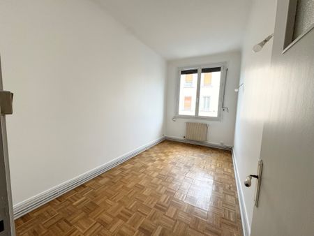 LOCATION - APPARTEMENT T4 74M² - PARKING + JARDIN - OULLINS Oullins-Pierre-Bénite (69600) Le bien en vidéo - Photo 4