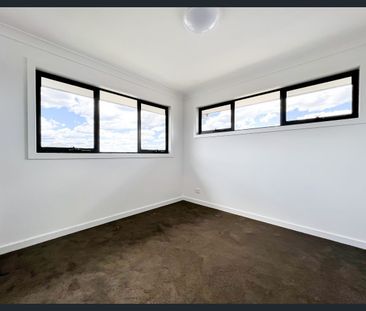 5 Bedroom House for Lease - Photo 6