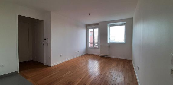 location Appartement F2 DE 38.18m² À ROMAINVILLE - Photo 2