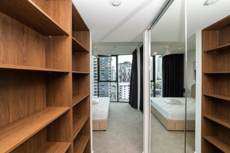 The Standard by Aria! Partially Furnished! - Photo 5