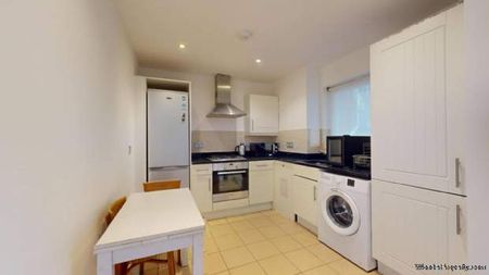 2 bedroom property to rent in London - Photo 3