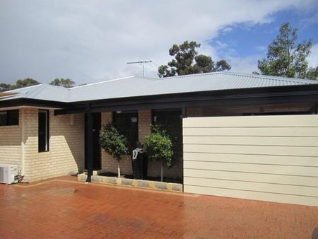 53B Mandora Way, 6148, Riverton Wa - Photo 2