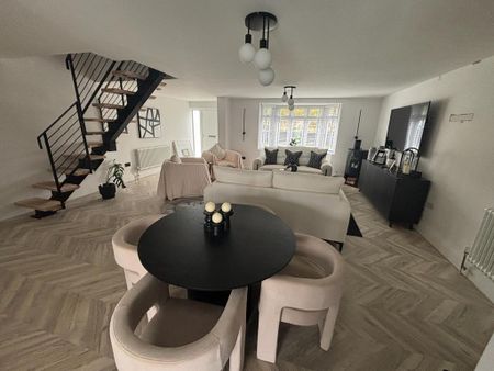 3 bedroom detached house to rent - Photo 2