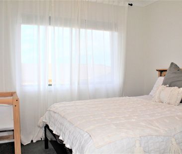 3 BEDROOM FAMILY HOME IN GREAT LOCATION - Photo 3