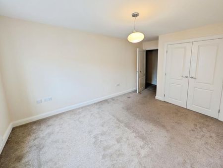 2 bedroom apartment to rent - Photo 4