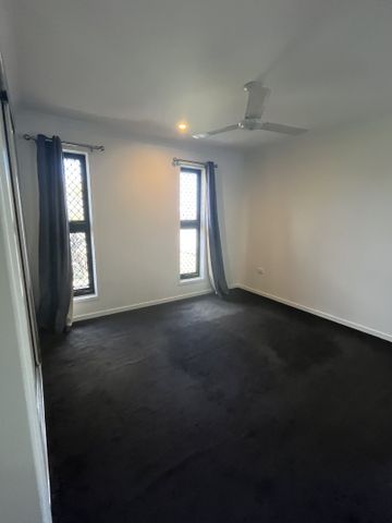 1/191 Barolin Street, Avenell Heights QLD 4670 - House For Rent - $490 | Domain - Photo 2