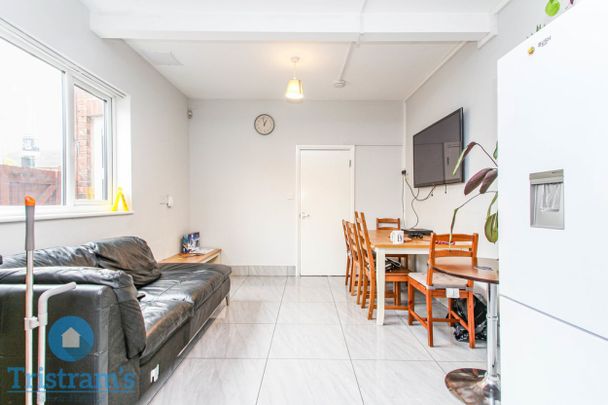 6 bed Semi-Detached House for Rent - Photo 1