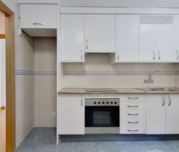 Piso de alquiler en Calle Rio Bornova, Venecia - Nueva Alcalá - Photo 2