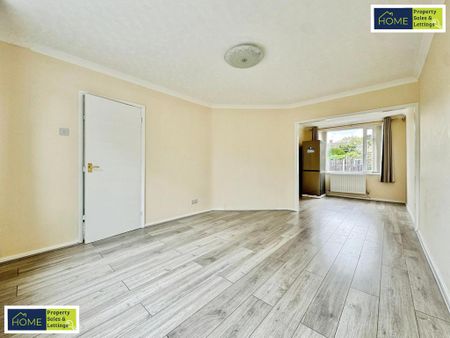 3 bedroom semi-detached house to rent - Photo 2