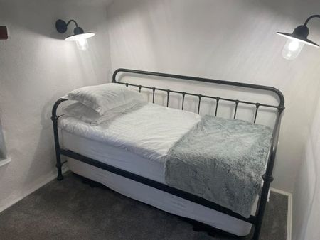 Riverside, Truro, TR3 - Photo 3