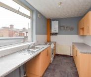1 bed Flat for Rent - Photo 4