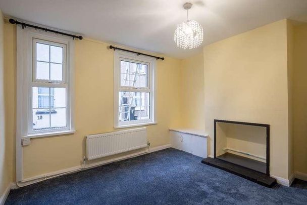 Lydia Cottages, Wrotham Road, Gravesend, Kent, DA11 - Photo 1