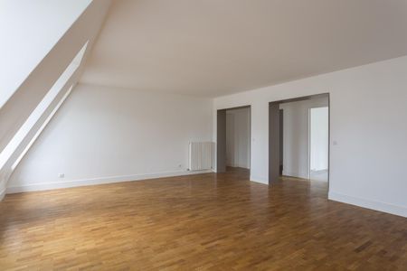location Appartement T4 DE 109.75m² À PARIS - Photo 5