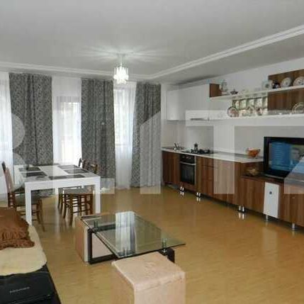 5 camere, 212 mp, garaj, semineu, zona linistita!Oferta-plata in avans pe 6 luni - Photo 1