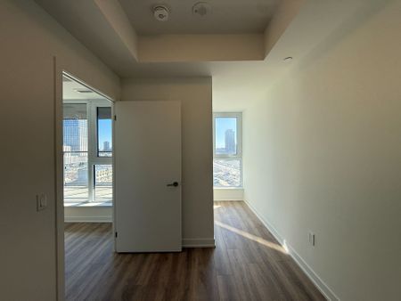 For Lease - 5 Quarrington Lane Unit# 908, Toronto, Ontario - Photo 2