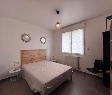 Location Appartement 4 pièces 74m² - Photo 2