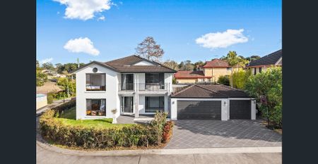 Expansive Family Home Showcasing Premium Renovations and Exceptional Living Spaces - Photo 2