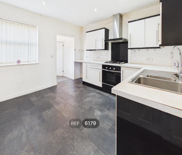 2 bedroom terraced house to rent - Photo 3