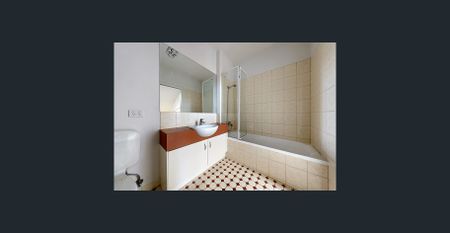 Trendy bayside loft living, can't get much better! - Photo 5