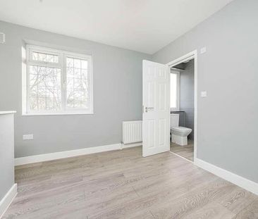 Ruislip Road, Northolt, UB5 - Photo 1