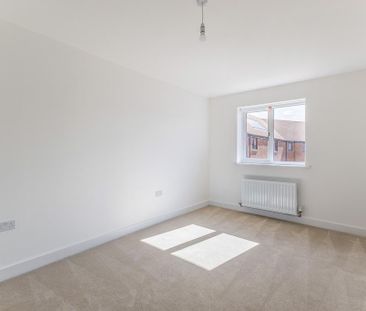 3 bedroom terraced house to rent - Photo 2