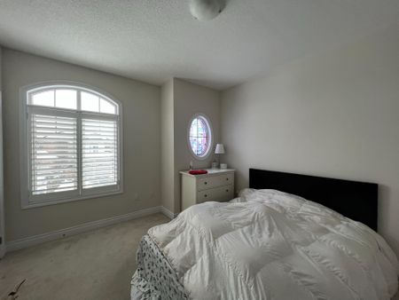 For Lease - 116 Elysian Fields Circle, Brampton, Ontario - Photo 5