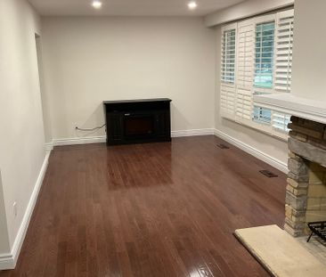 For Lease - 4365 7th Line Unit# Main Floor, Bradford West Gwillimbu... - Photo 2