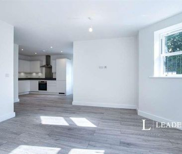 The Montague, Durley Road South, Bournemouth, BH2 - Photo 1