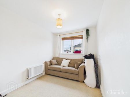 24 Chichester Building, 33 Old Bakers Court, Belfast, BT6 8QX - Photo 3