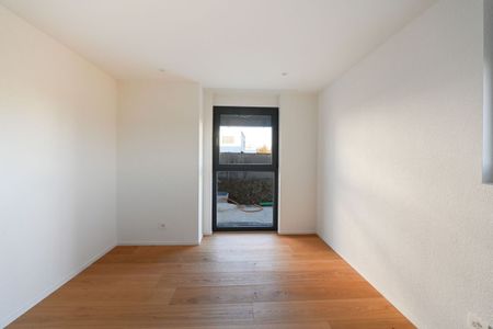 FIRST-TIME OWNERSHIP – LUXURIOUS 3.5-ROOM GARDEN APARTMENT - Photo 5