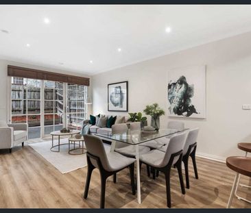 Spacious Four-Bedroom Home in a Prime Box Hill Location - Photo 1