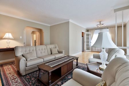 For Lease - 261 Epsom Downs Drive Unit# Main, Toronto, Ontario - Photo 5