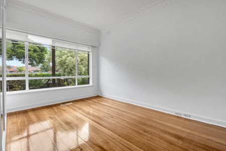 66 Glasgow Avenue, Reservoir VIC 3073 - Photo 2