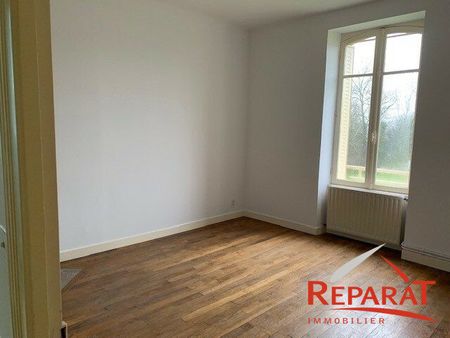 Location Appartement 4 pièces 85m² OBJAT 19130 - Photo 4