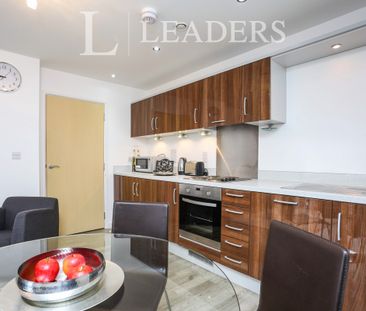 1 bedroom apartment to rent Guildford Road, Woking, GU22 - Photo 2